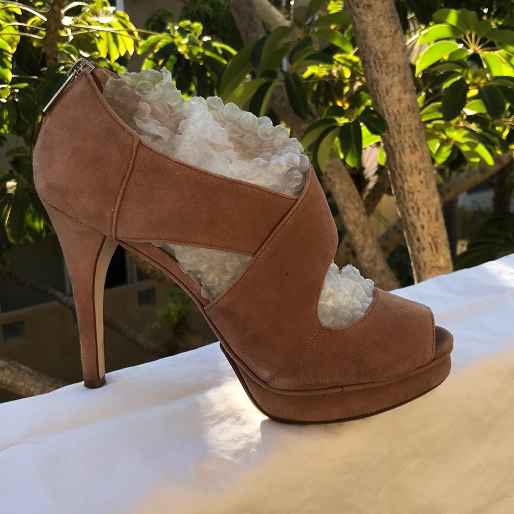 Michael Michael Kors rose suede heels